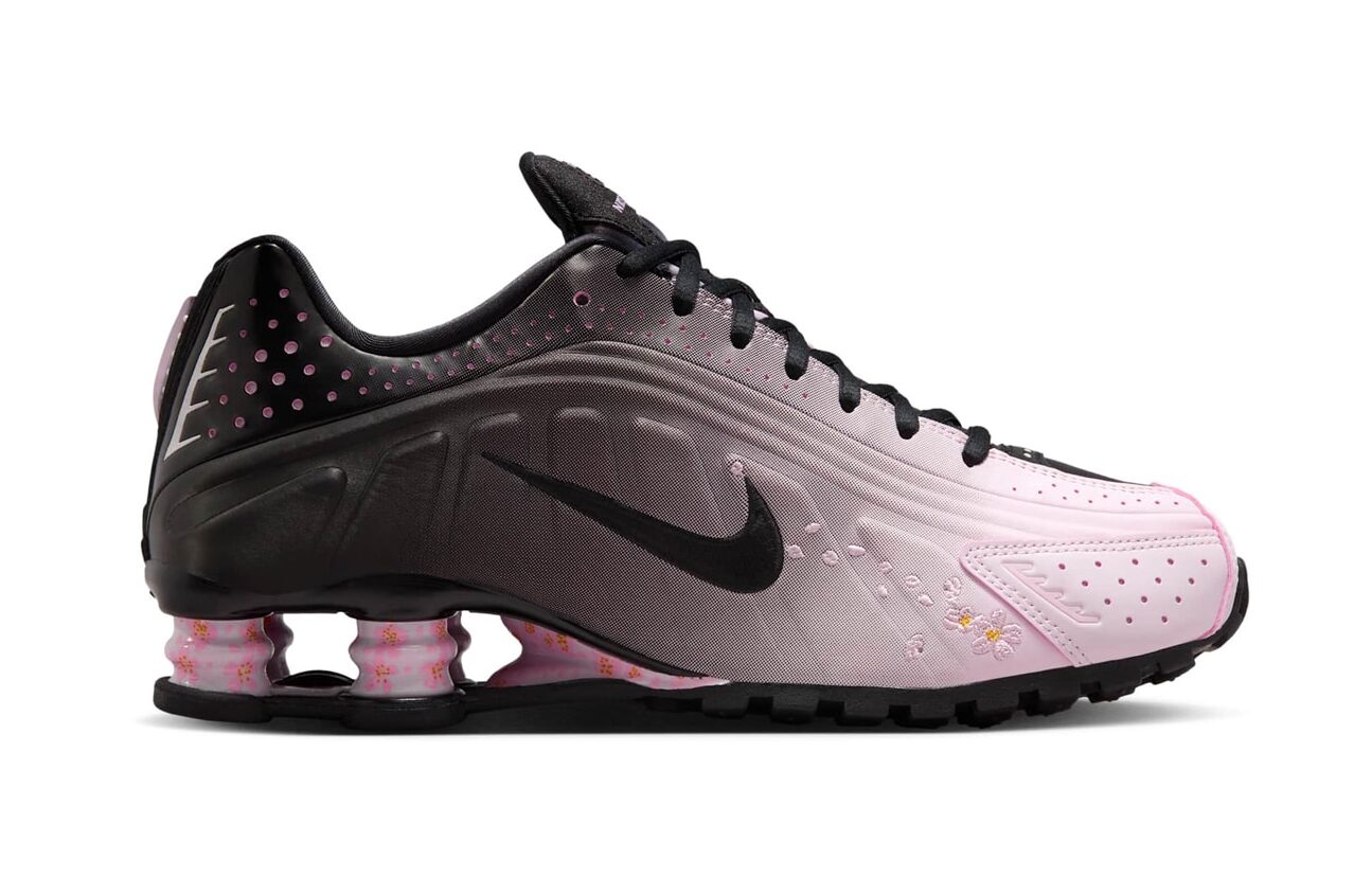 Nike Shox R4 “Sakura”
