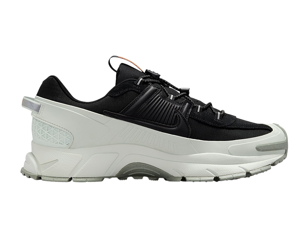 Nike Zoom Vomero 5 Roam Black Light Silver