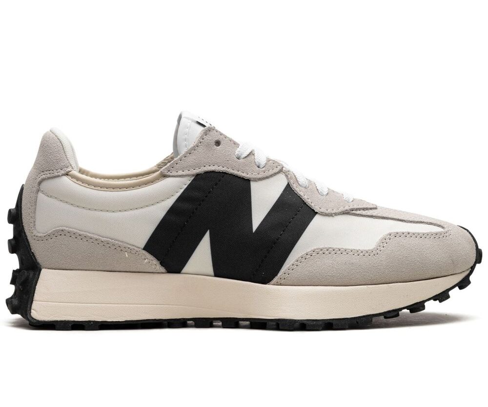 New Balance 327 Moonbeam Sea Salt with Black